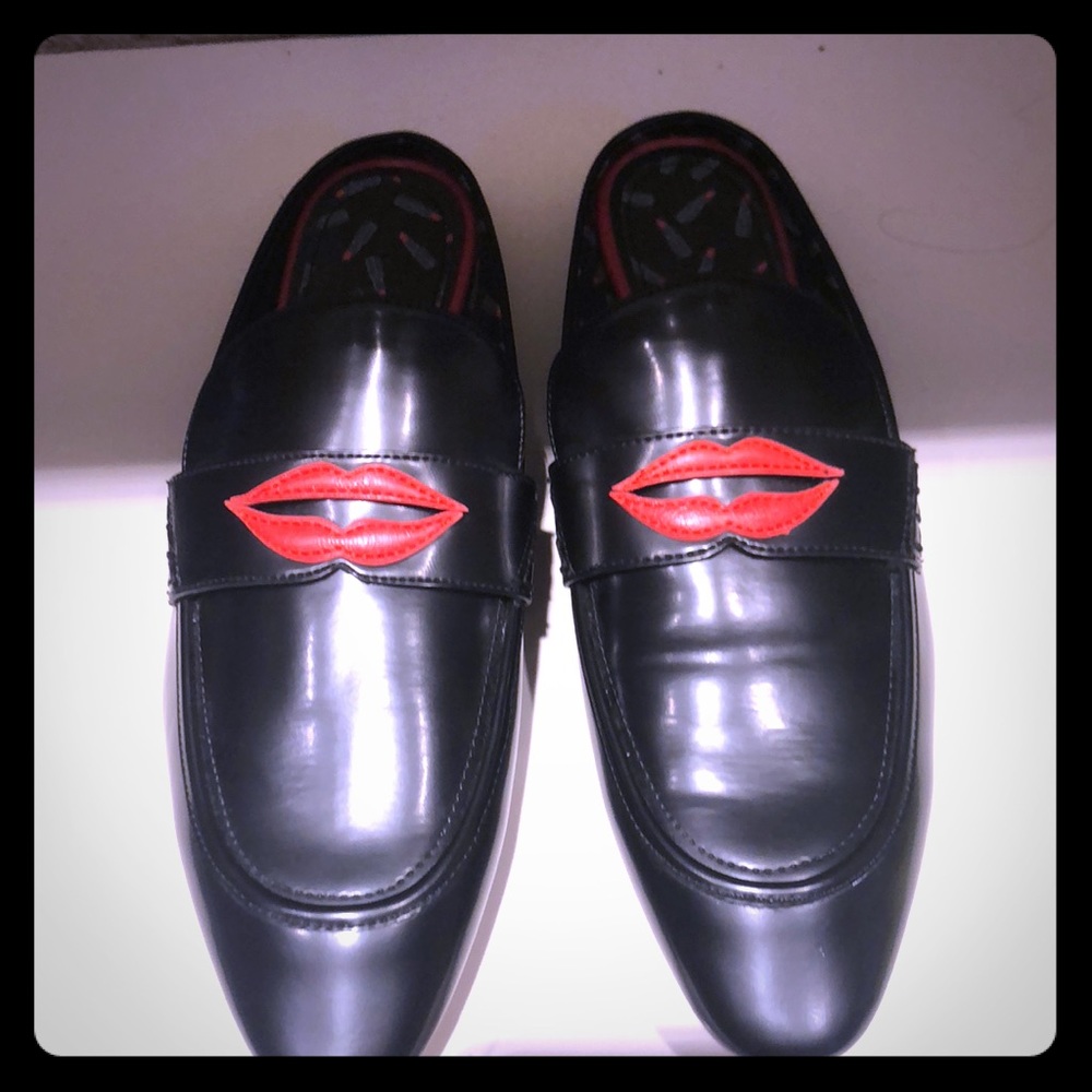 Never worn ZARA heart printed slip on loafers